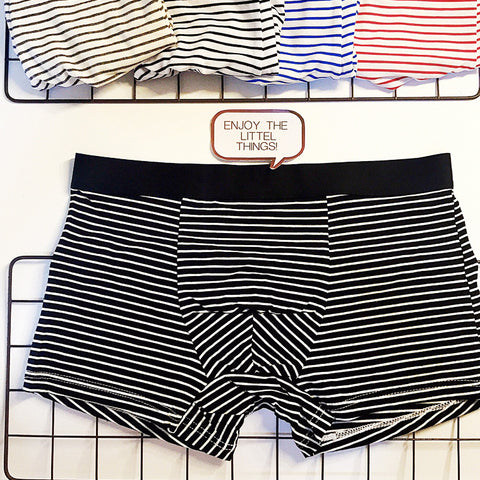 Mid-back boxers and boxers